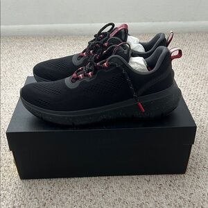 Cole Haan Men's Black and Red Sneakers